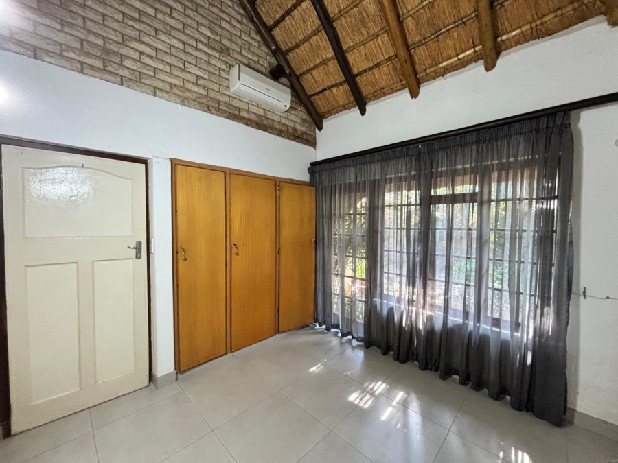 3 Bedroom Property for Sale in Mooivallei Park North West